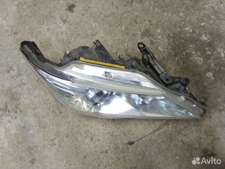 Фара правая Тайота Камри V50 до рестайлинг