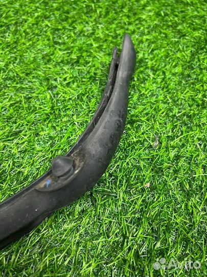 Уплотнитель капота Bmw X6 E71 306D5 2008