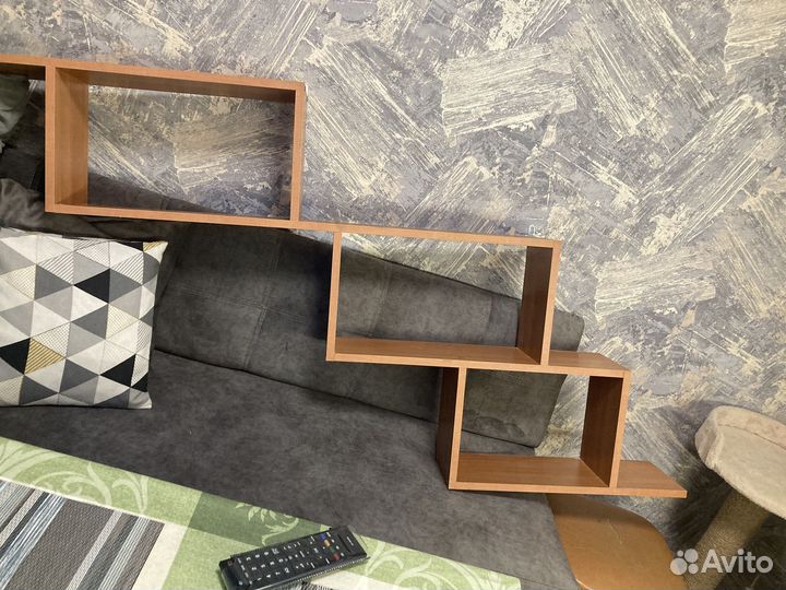 Полка настенная навесная