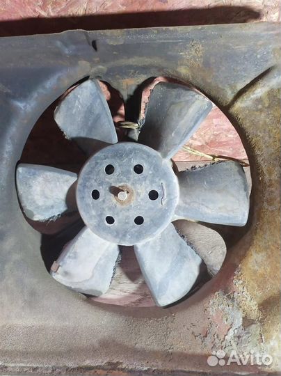 Вентилятор радиатора VW-Фольксваген Passat (B3) 1