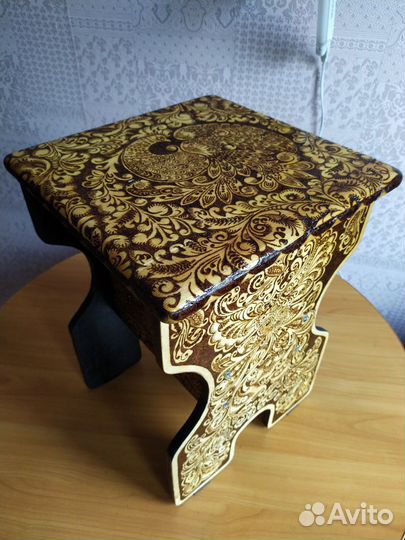 Табурет кухонный