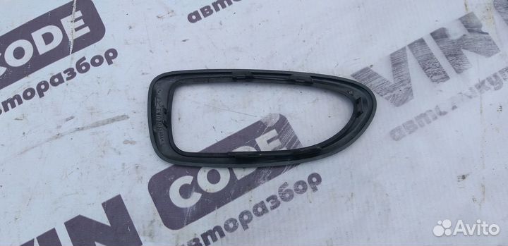 Накладка правой двери внутренняя Nissan Almera 3