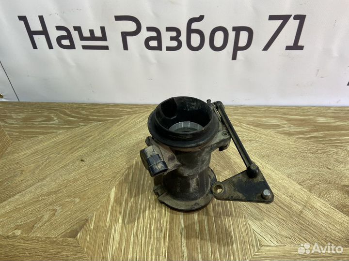 Заслонка дроссельная механическая Renault Logan