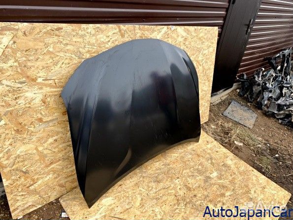 Тойота камри В 70 Капот