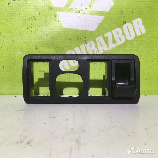 Накладка декоративная Тойота Королла Е120