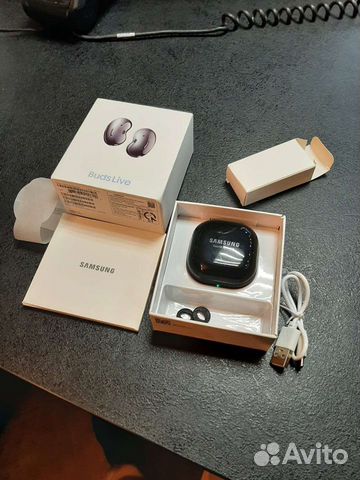 Наушники Samsung Buds Live