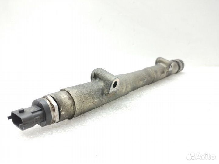 Топливная рейка (рампа) Volvo Xc90 2.4D 2006