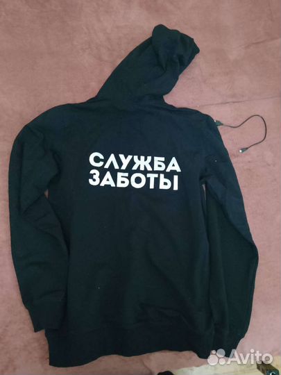 Худи волотёра