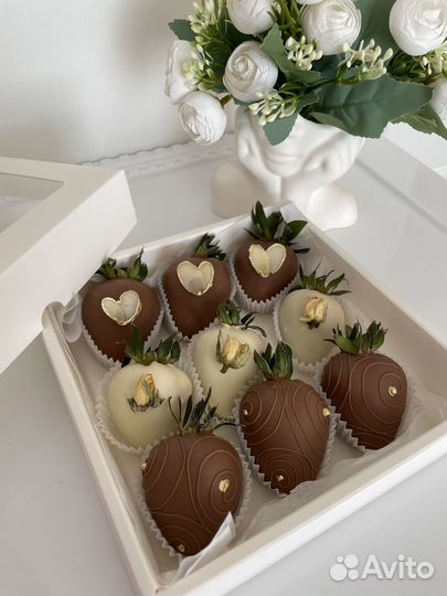 Клубника в шоколаде/ фрукты в шоколаде