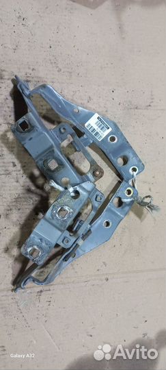 Петля капота Nissan X-trail NT30