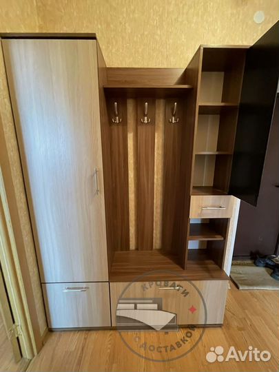 Прихожая