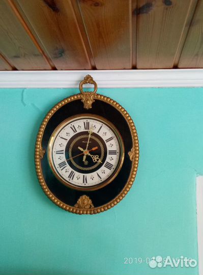 Часы настенные