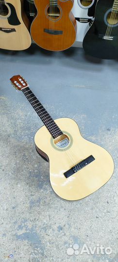 Классическая гитара 3/4