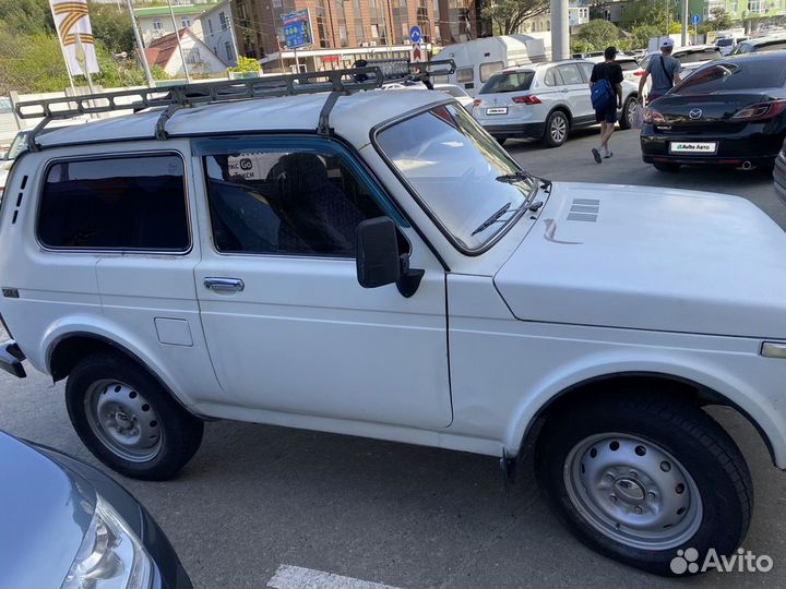 LADA 4x4 (Нива) 1.7 МТ, 1999, 230 000 км