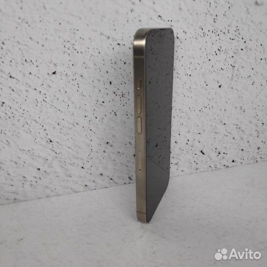 iPhone 15 Pro, 128 ГБ