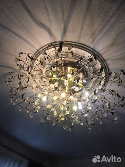 Люстра большая
