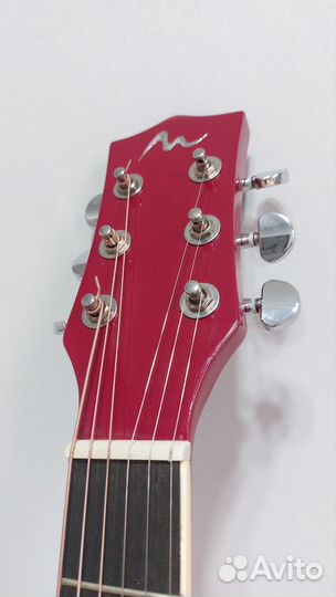 Акустическая гитара