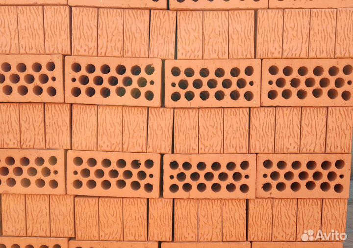 Кирпич 