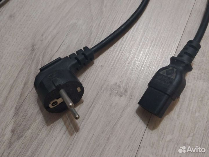 Сетевой кабель для компьютера
