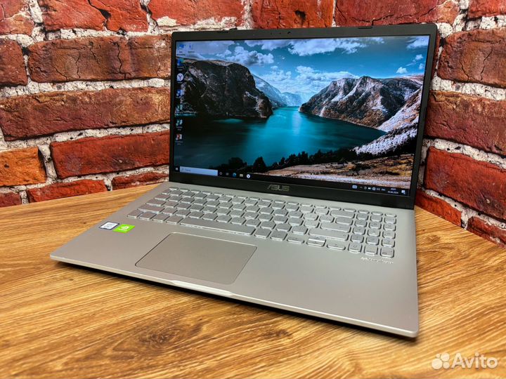 Игровой asus VivoBook R521FL i3-8145U/RAM 20/SSD