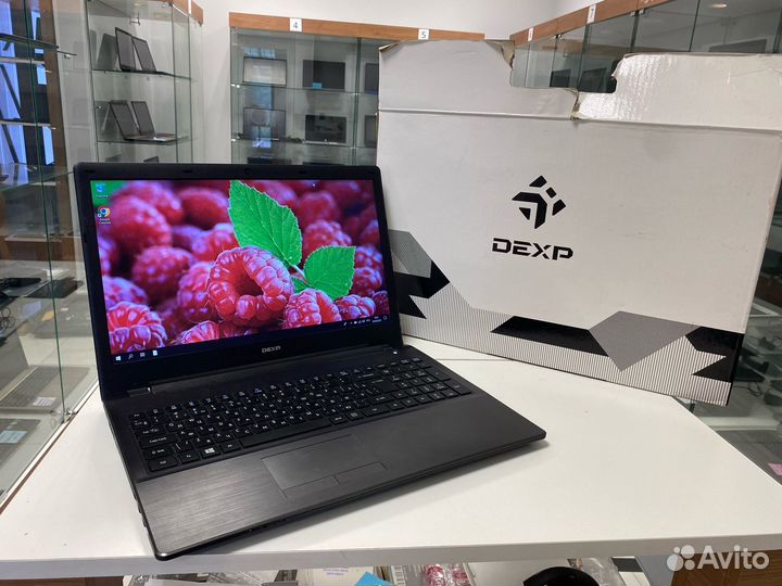 Ноутбук Dexp 15.6 (4 ядра/ 500gb/ 4gb) комплекте
