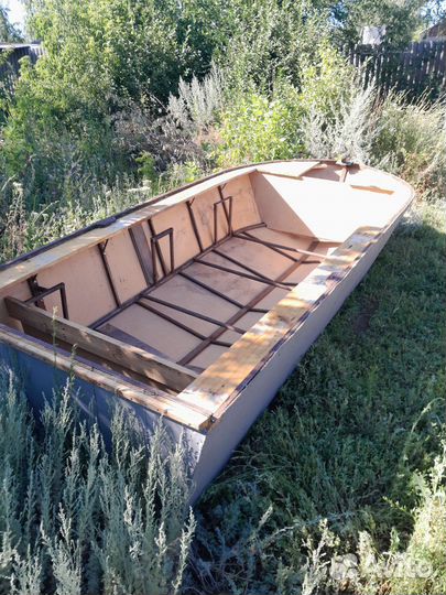 Продам лодку надо доделать