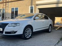 Volkswagen Passat 2.0 AT, 2007, 280 000 км, с пробегом, цена 600 000 руб.