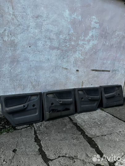 Жесткие карты дверей на волгу