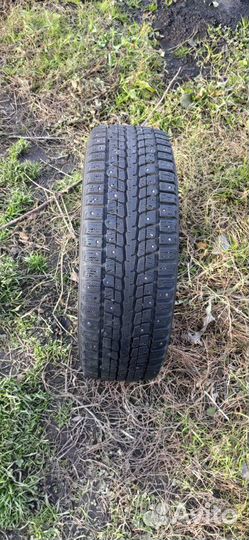 Dunlop SP Winter Ice 01 205/60 R16