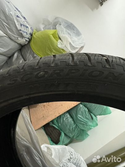 Pirelli Scorpion Winter 285/35 R22 и 315/30 R22