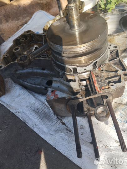 Коленвал Ява/чезет