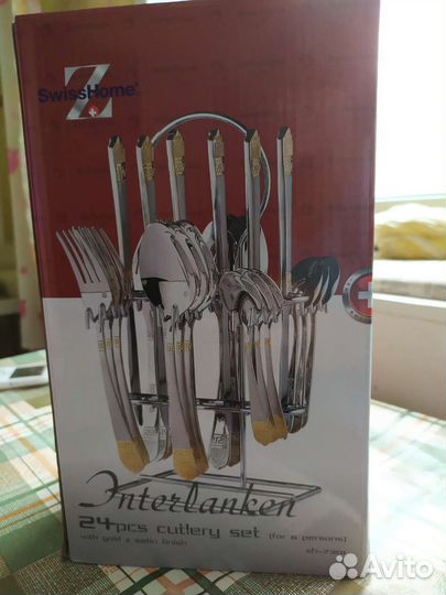 Столовый набор, ложки, вилки, ножи с подставкой