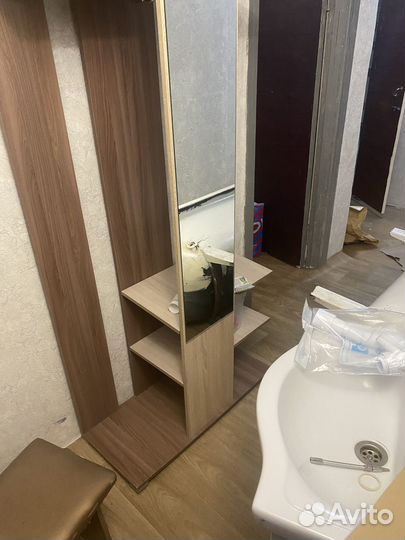 Прихожая и ванна