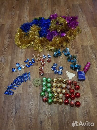Елочные игрушки