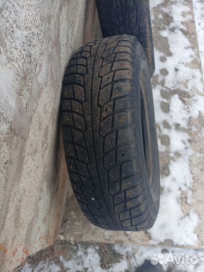 Шины бу зимние 205 75 15