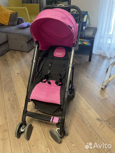 Прогулочная коляска recaro easylife