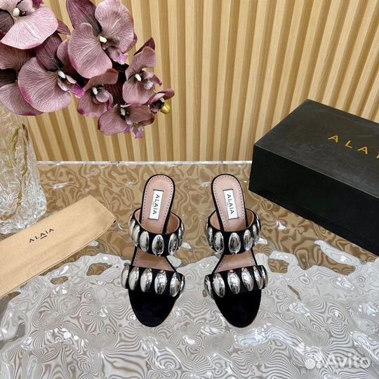 Босоножки на шпильке alaia