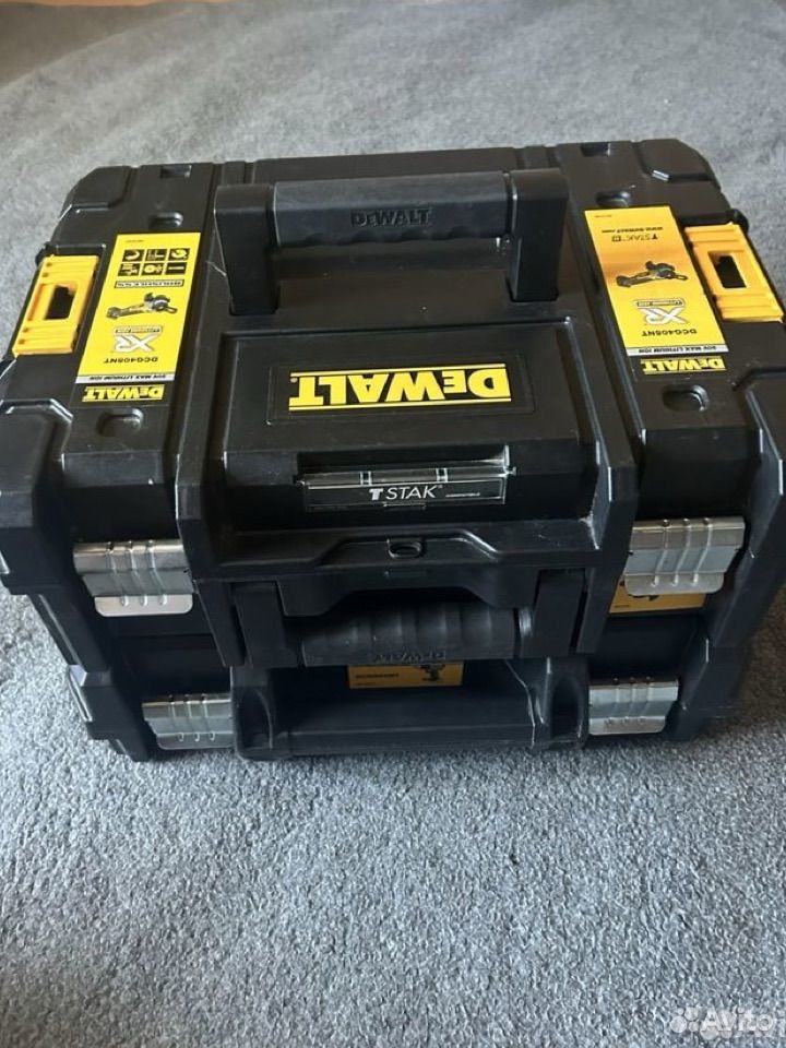 2 чемодана Dewalt Tstak