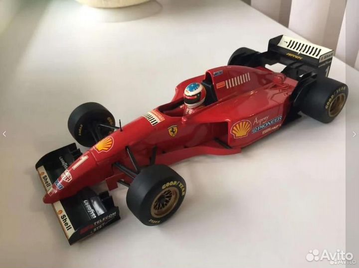 F1 Ferrari 412 T2 M.Schumacher (Minichamps 1:18)