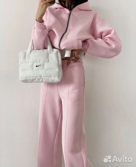 Спортивный костюм женский