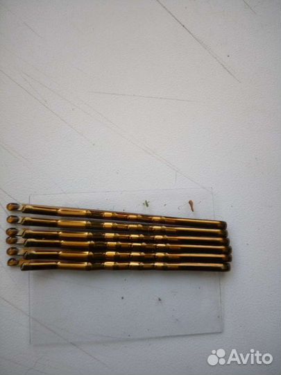 Заколка для волос и скрепки-невидимки