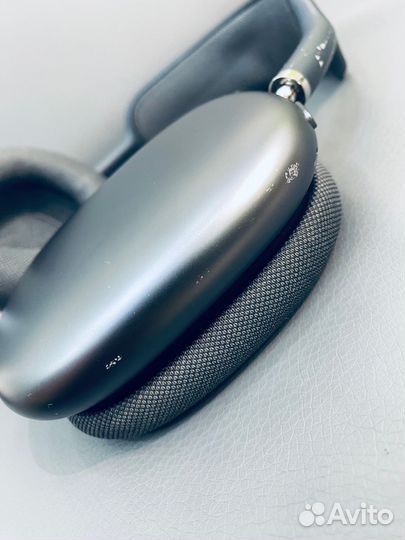 Наушники, Apple AirPods Max