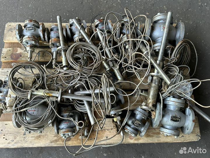 Продаю регуляторы температуры рт-до (60-100) 6;10м