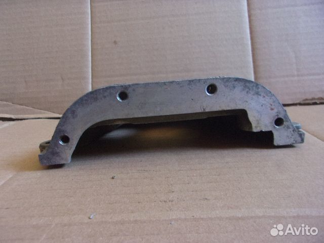 VW Golf 84-97г., 1.3-1.4 передняя крышка коленвала