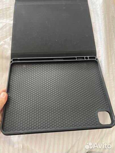 Чехол для iPad pro 11 с клавиатурой