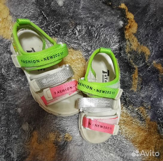 Сандалии для девочки 26 размер
