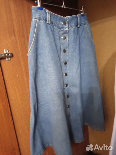 Джинсовая юбка с резинкой на поясе