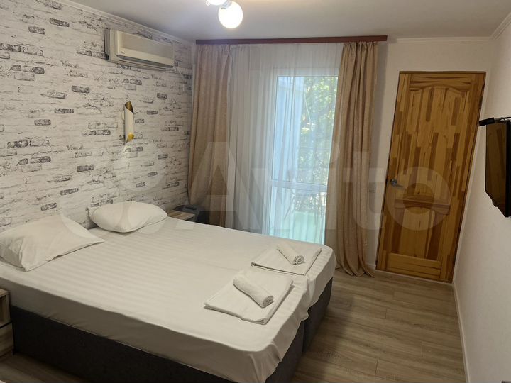 Комната 15 м² в 1-к., 2/4 эт.