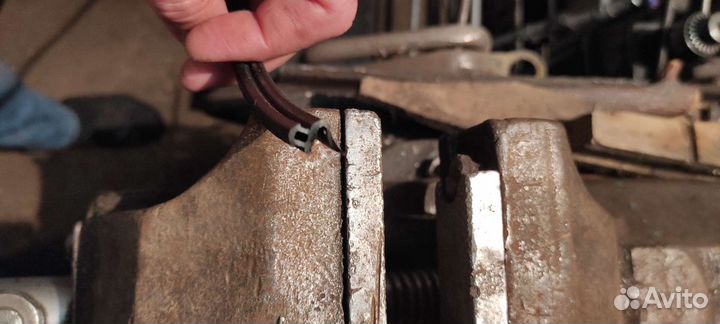 Уплотнитель для стеклопакетов