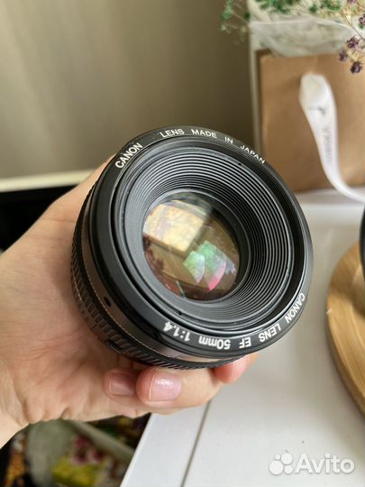 Объектив Canon EF 50mm 1:1.4